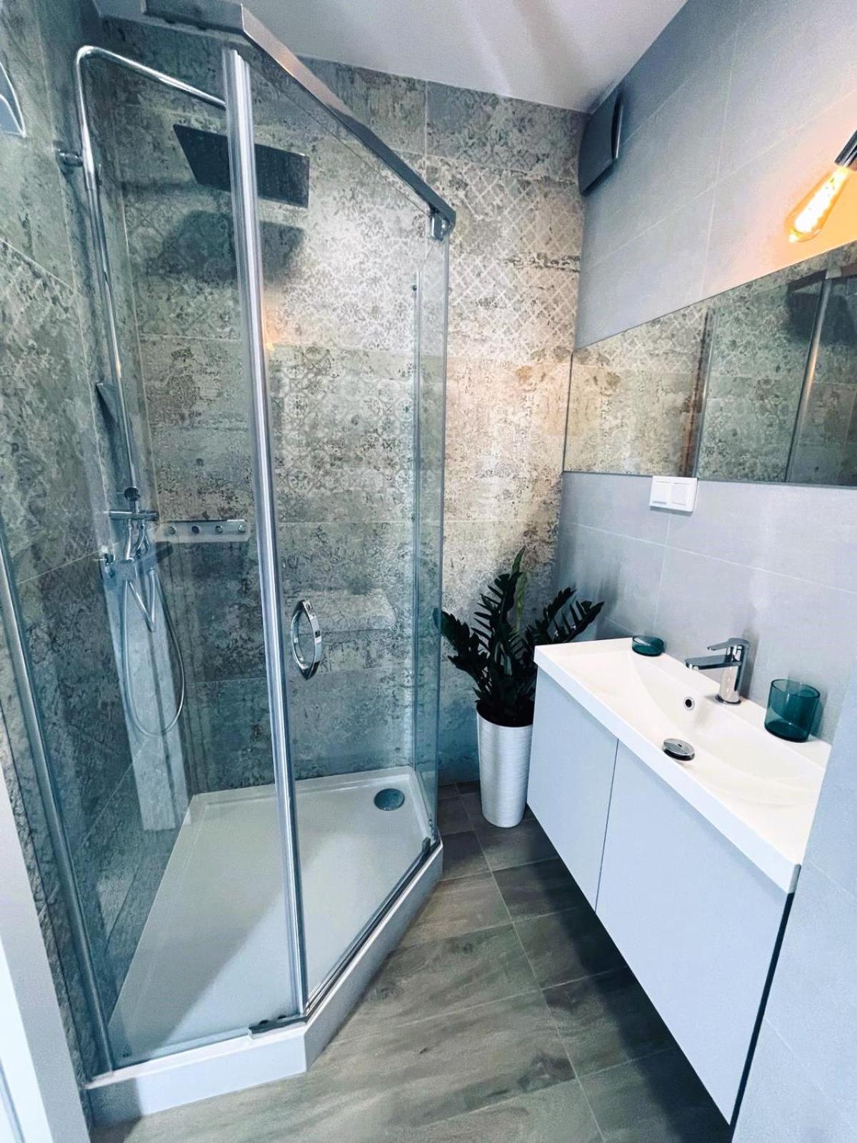 Mr Home Apartments - Mogilska Krasków Εξωτερικό φωτογραφία